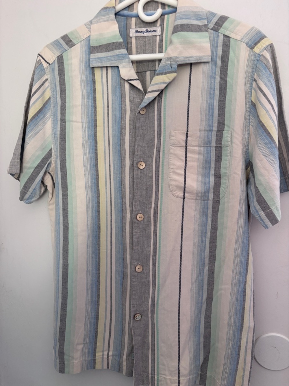 Tommy Bahama 100% Silk Men’s Short Sleeve Stripe Button-Up Camp Shirt